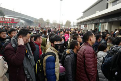 足不出阿克蘇，可指定國內名醫看病醫院新聞